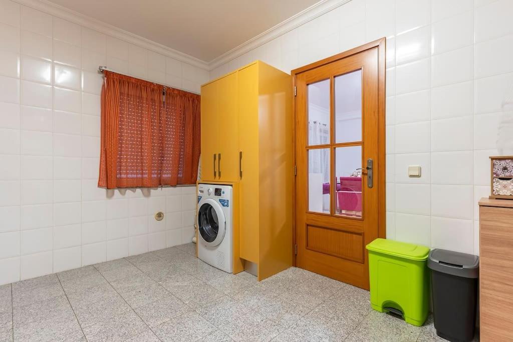 Pereira'S Apartment- Free Garage Aveiro Bagian luar foto